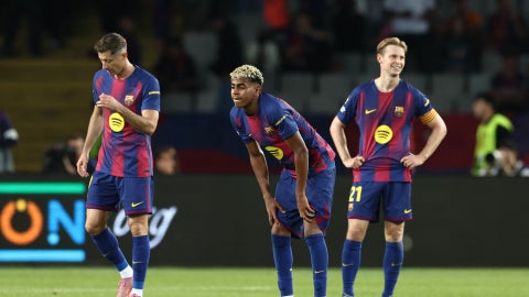 Futbolistas del Barcelona: Robert Lewandowski, Lamine Yamal y Frenkie de Jong | Foto: AFP