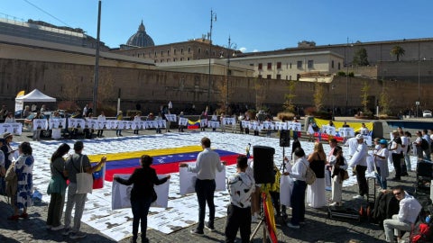 Protestas en Roma para pedir la libertad de los presos políticos en Venezuela