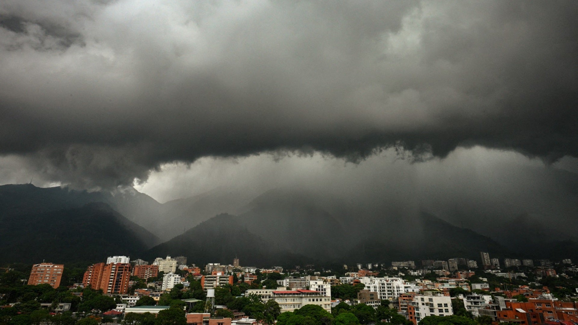 En Caracas también se han registrado lluvias