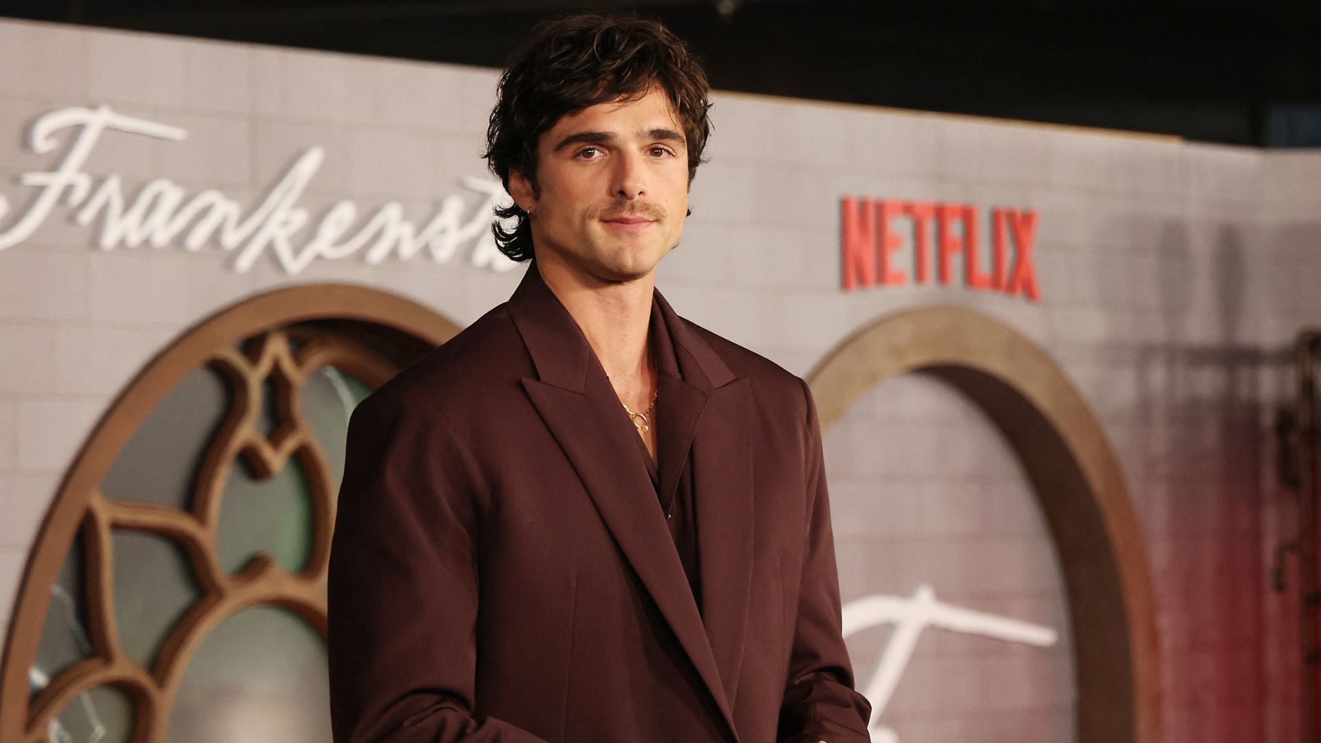 El actor australiano Jacob Elordi asiste al estreno de 'Frankenstein' de Netflix-Foto: AFP
