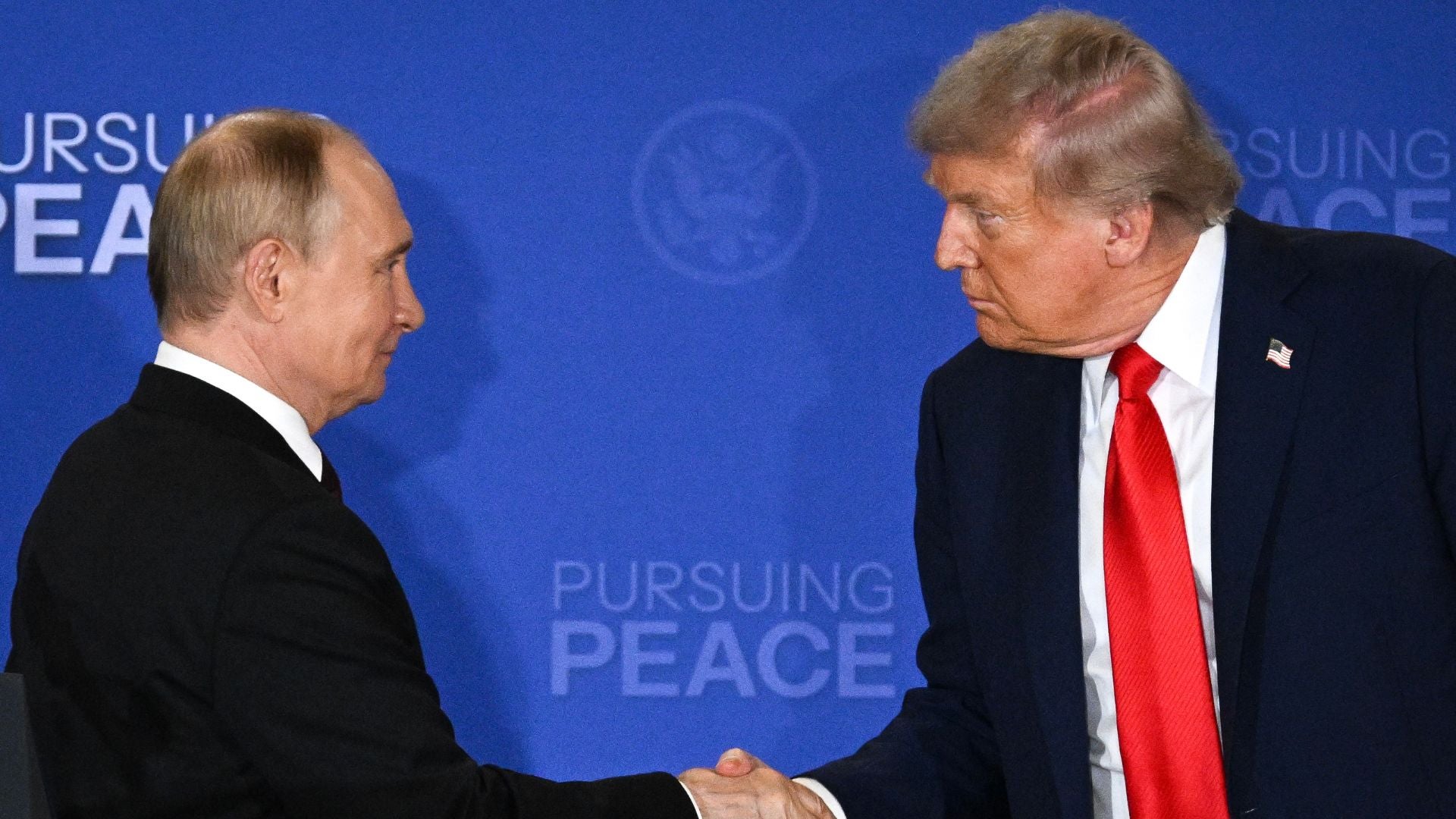 Vladimir Putin y Donald Trump - Foto AFP