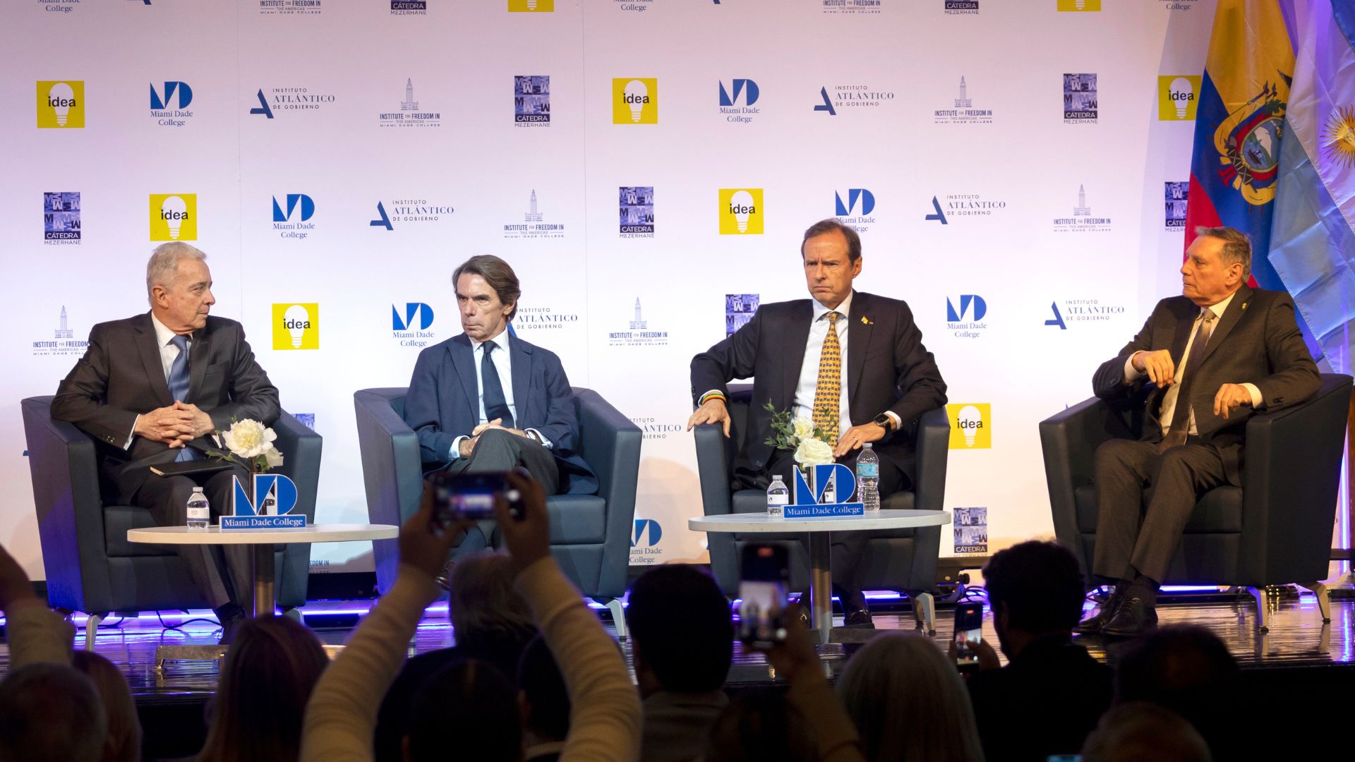 Diálogo Presidencial de IDEA (EFE)