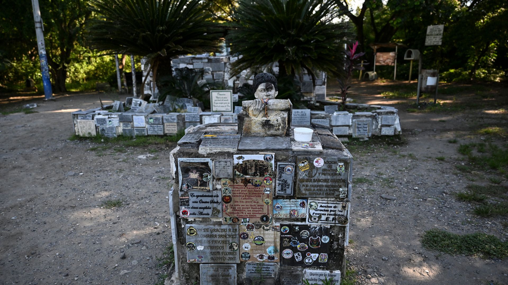 Foto sobre la tragedia de Armero (AFP) Foto sobre la tragedia de Armero (AFP)