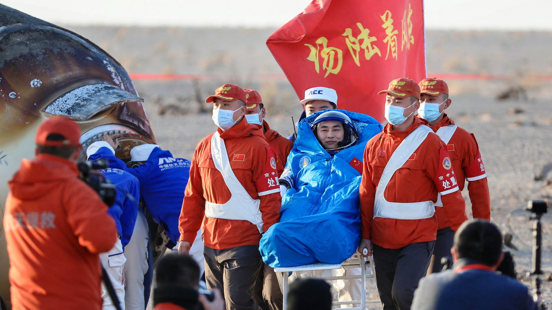 Astronautas del crew Shenzhou-20 regresan a la Tierra - Foto AFP