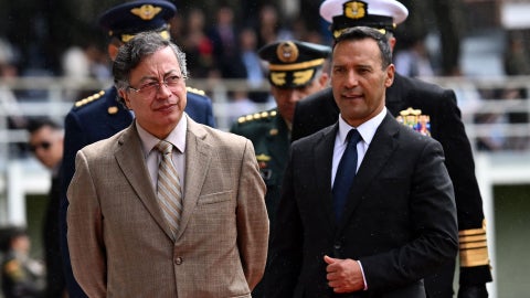 Gustavo Petro y Pedro Sánchez (AFP)