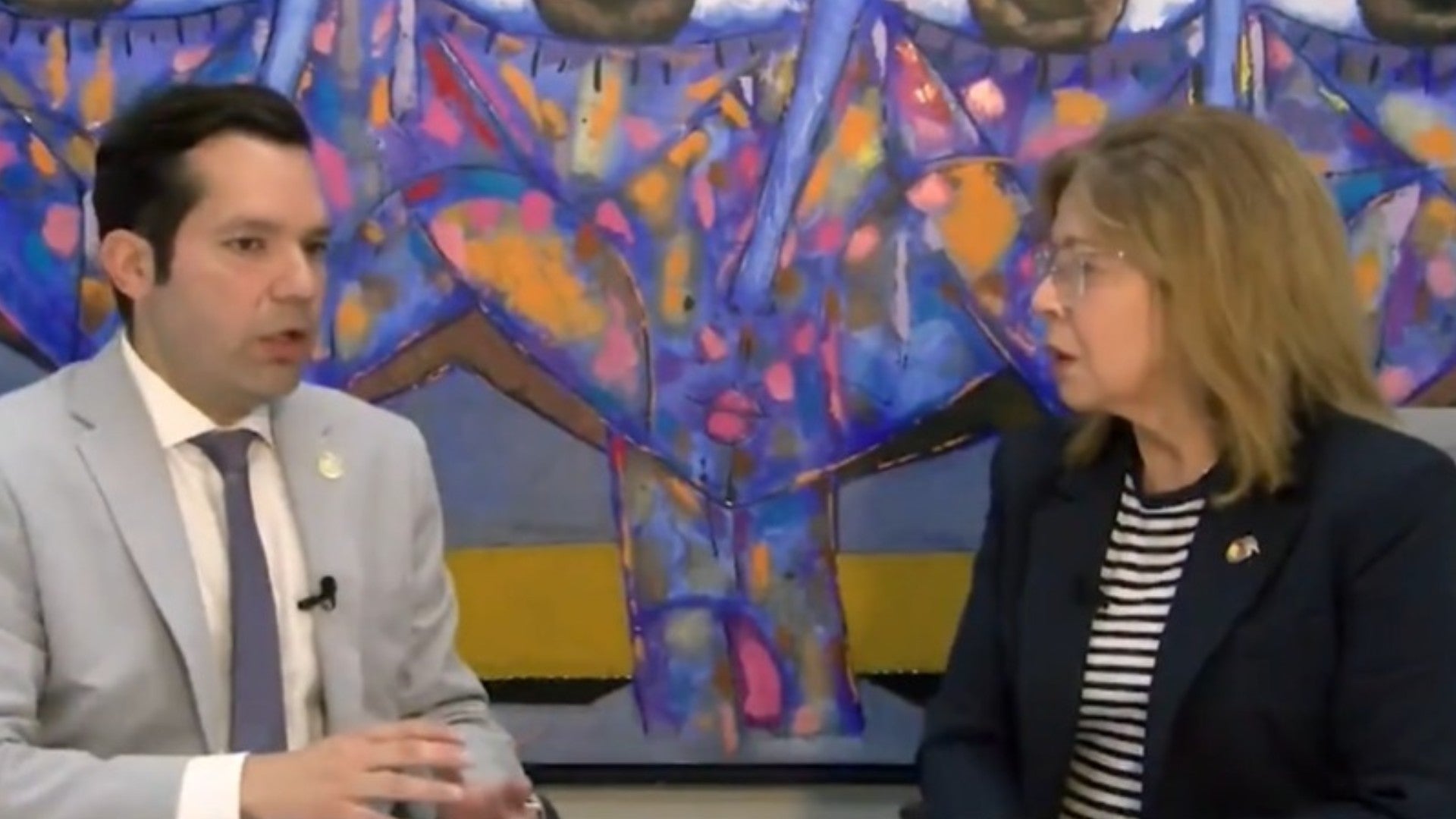 Rafael Pynero, venezolano y concejal en el Doral, entrevistado por la directora del programa La Tarde de NTN24, Idania Chirinos