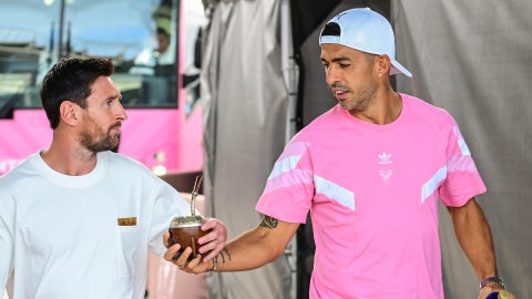 Lionel Messi y Luis Suárez (EFE)