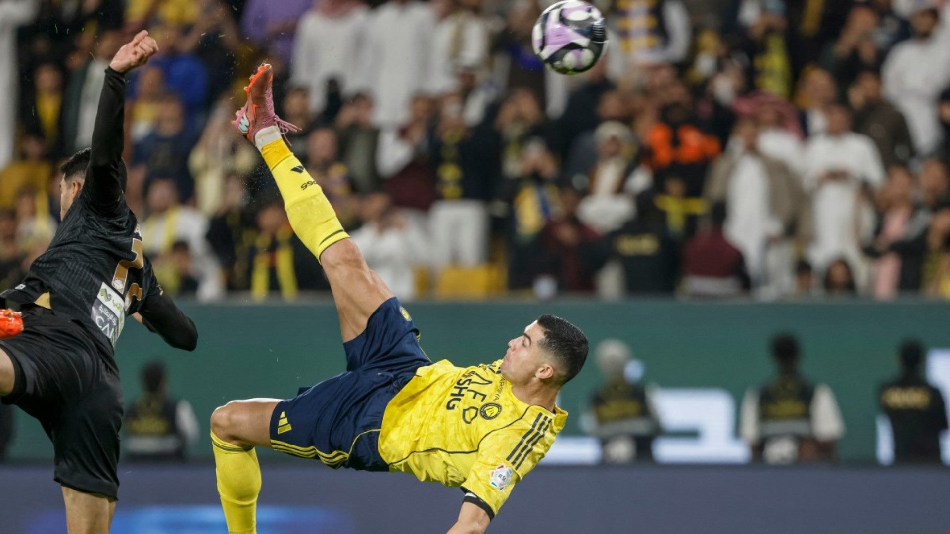 Chilena de Cristiano Ronaldo con el Al Nassr. (AFP)