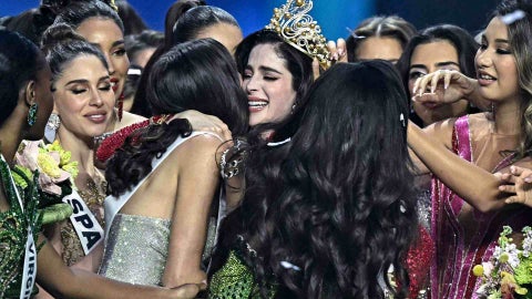 Fátima Bosch, representante de México, celebra que ganó el concurso de Miss Universo 2025 - AFP