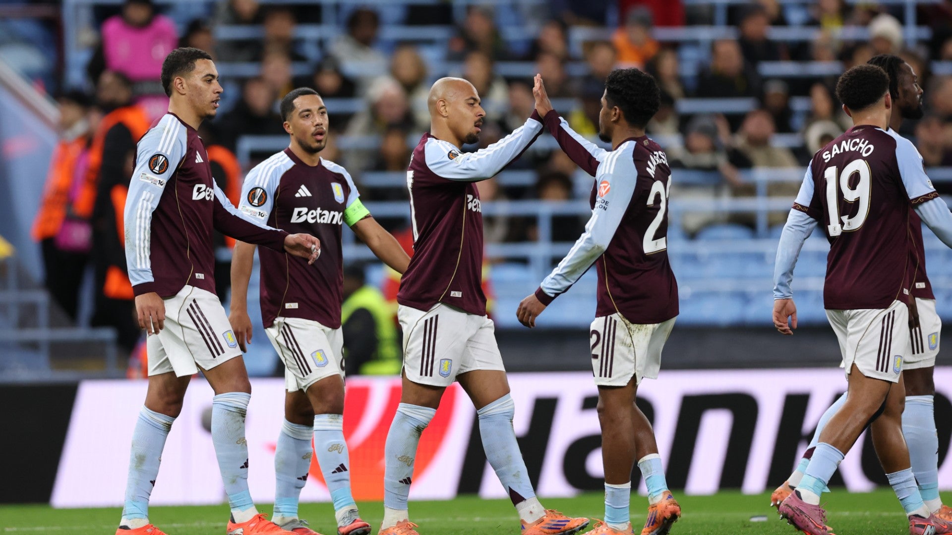 Futbolistas del Aston Villa | Foto: EFE