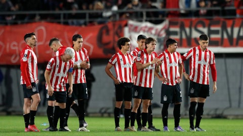 Jugadores de Estudiantes de La Plata | Foto: EFE