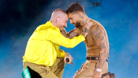 Los cantantes colombianos J Balvin y Maluma se presentan en el concierto ‘Hecho en Medellín, Ciudad primavera’ -Foto: EFE