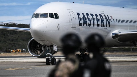 Avión Eastern Airlines llegando a Venezuela | Foto: AFP