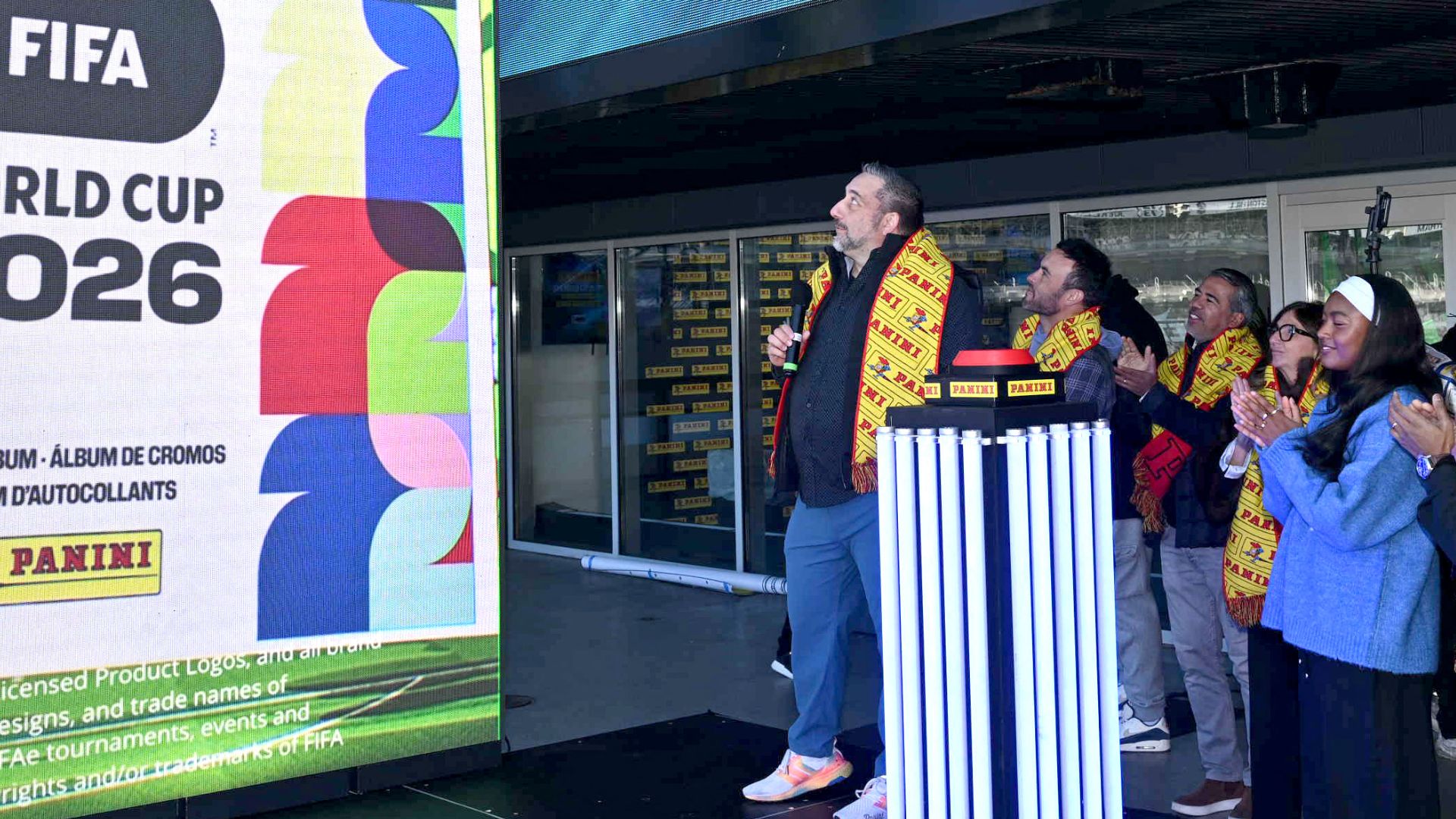 Panini revela en Nueva York la portada del álbum del Mundial 2026 - Foto AFP