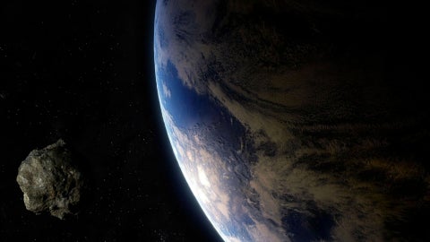 Asteroide acercándose a la Tierra - Foto de referencia: Canva