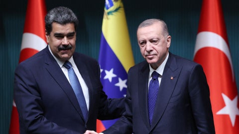 Nicolás Maduro y Recep Tayyip Erdoğan (AFP)