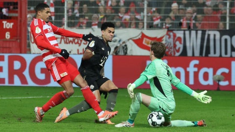 Luis Díaz en el juego del Bayern Múnich ante Unión Berlín - Foto: EFE