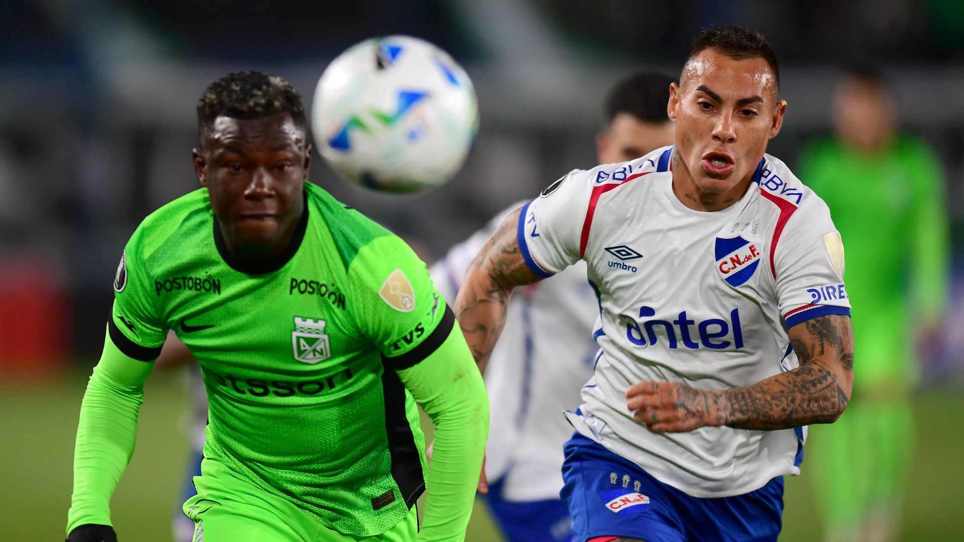 Marino Hinestroza de Atlético Nacional, en el juego ante Nacional de Uruguay en la Libertadores 2025 - Foto: AFP