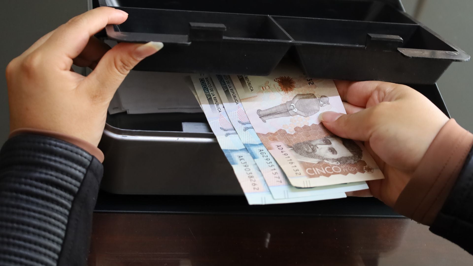 Salario mínimo en Colombia - Foto de referencia Canva