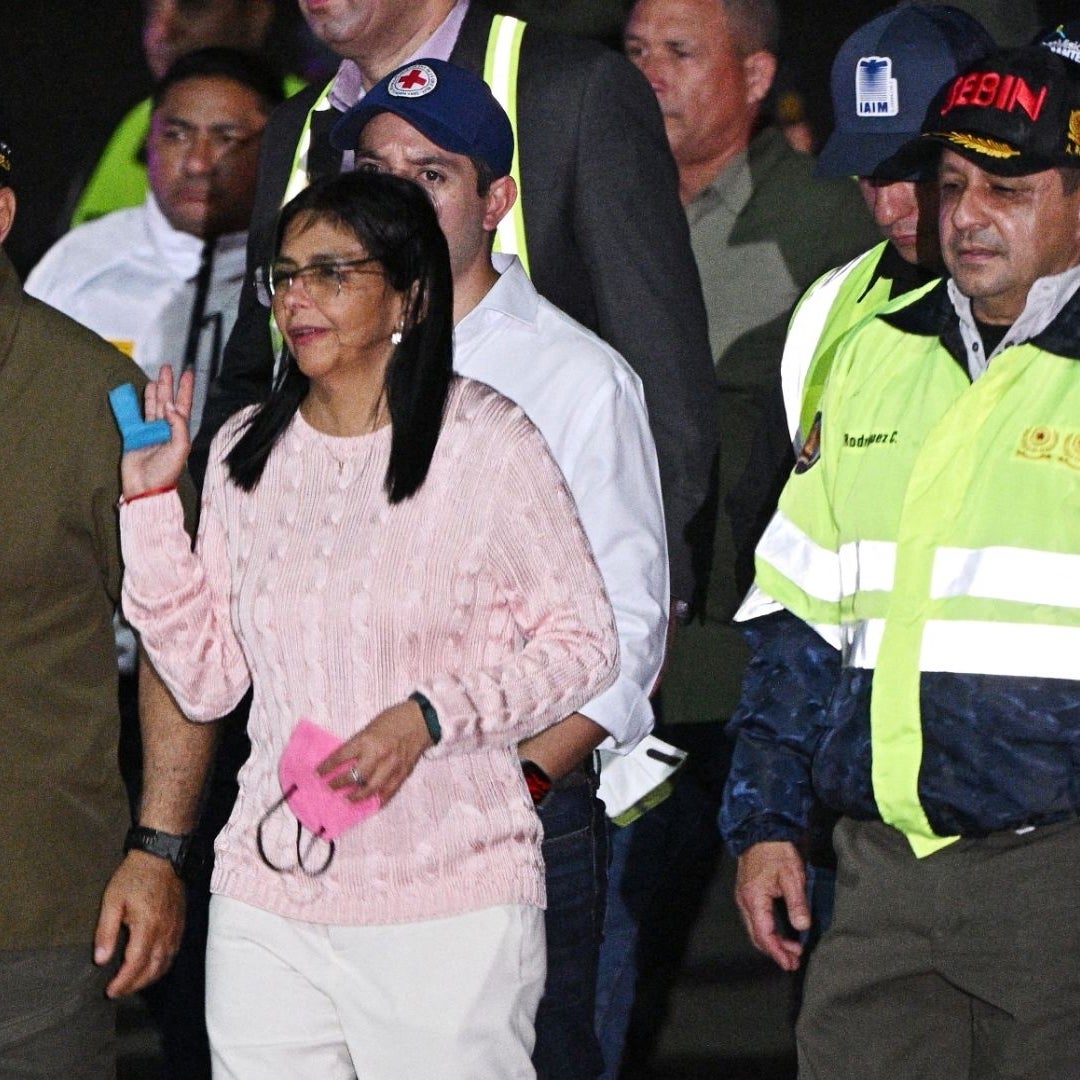 Congresista de EE. UU. advierte que Delcy Rodíguez "debe entregar a Diosdado"  y cobrar millonaria recompensa para evitar un golpe de Estado | NTN24.COM