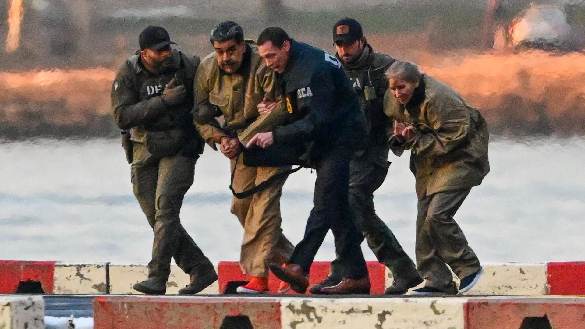 Nicolás Maduro bajo las autoridades estadounidenses - Foto: EFE