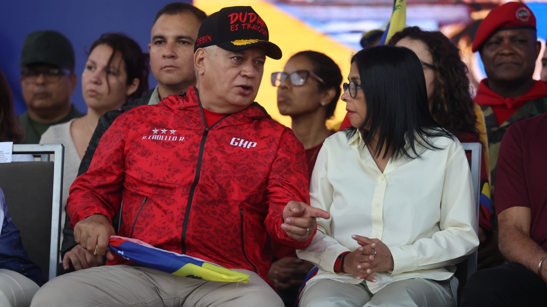 Diosdado Cabello y Delcy Rodríguez | Foto: EFE
