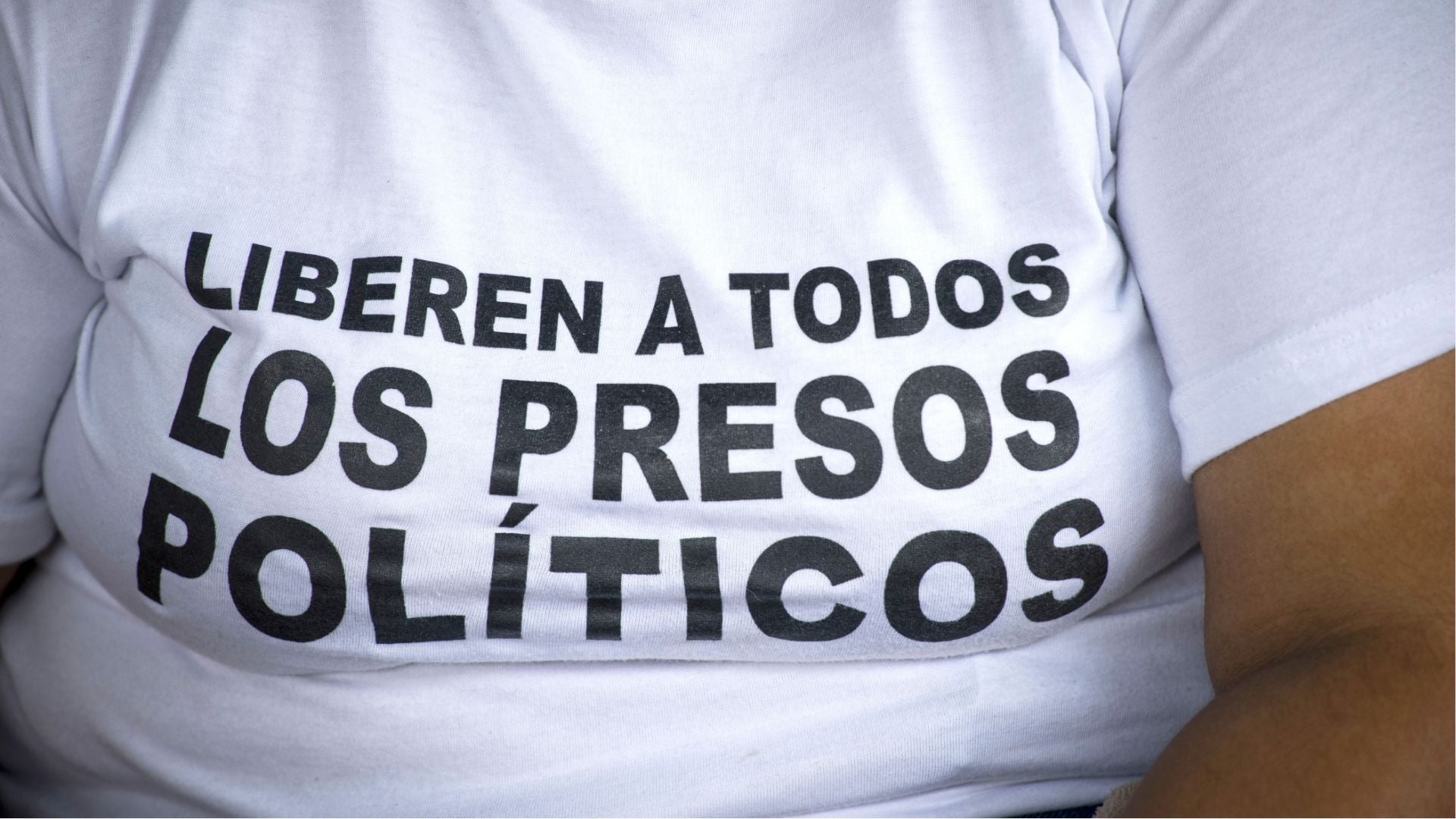 Manifestación exige libertad de presos políticos - Foto EFE