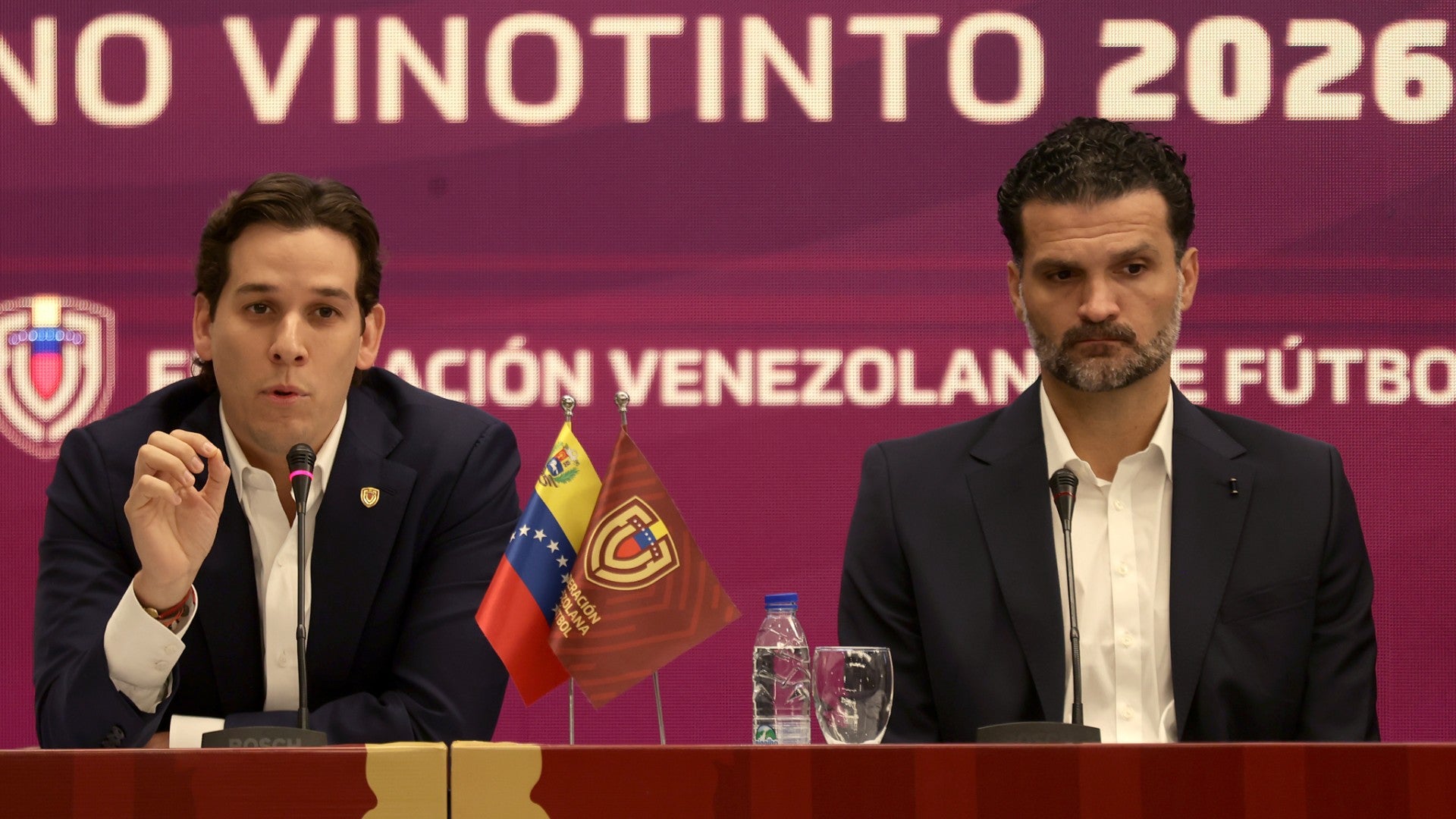 Jorge Giménez, presidente de la FVF y Oswaldo Vizcarrondo, DT de la Vinotinto - Foto: EFE