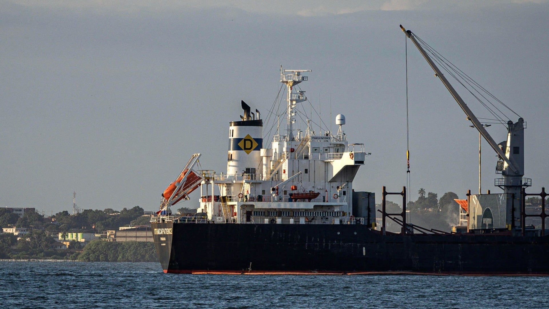 Buque petrolero / FOTO: EFE