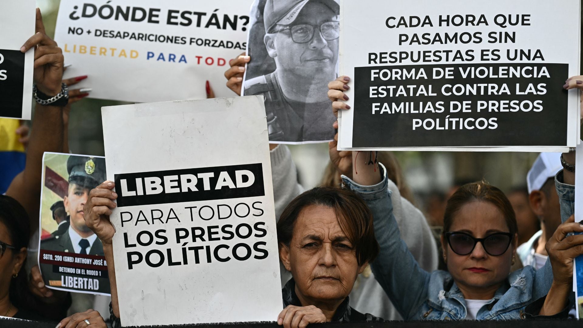 Familiares de presos políticos en Venezuela - Foto: AFP