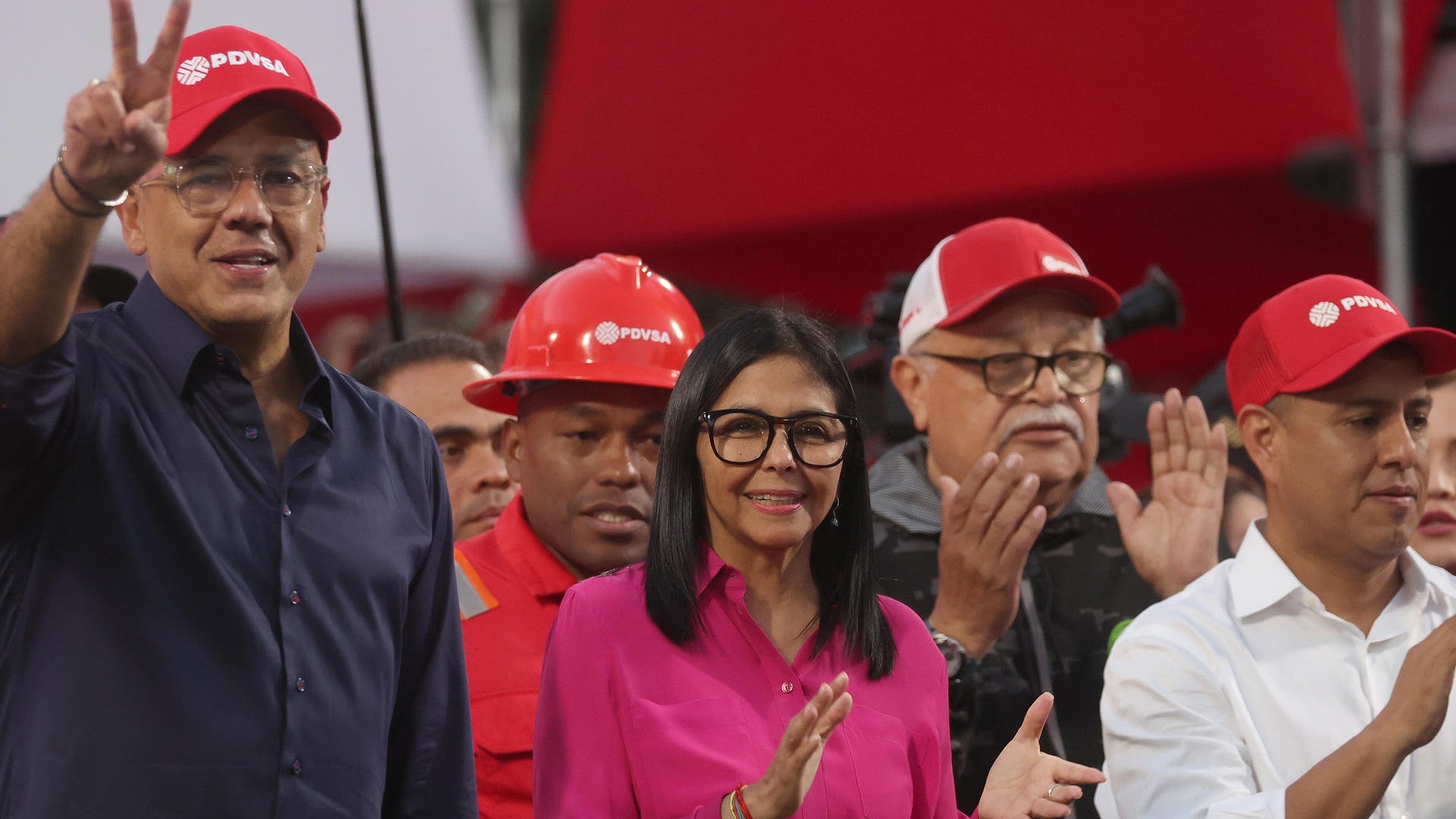 Delcy Rodríguez junto a su hermano, Jorge Rodríguez - Foto: EFE