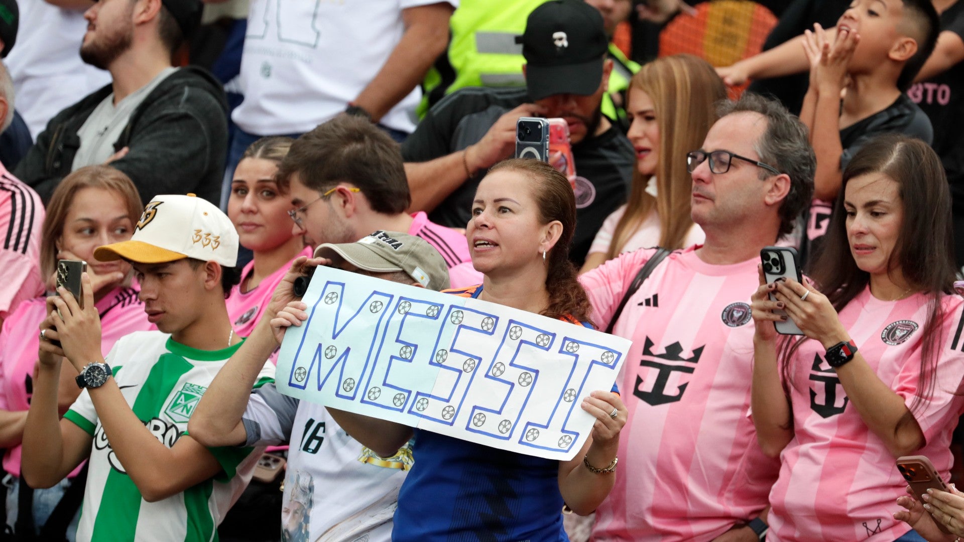 Fanáticos del Atlético Nacional e Inter de Miami - Foto: EFE