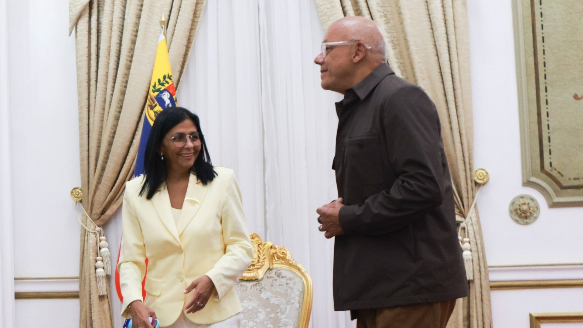 Delcy Rodríguez y Jorge Rodríguez, cómplices de la dictadura venezolana - Foto: EFE