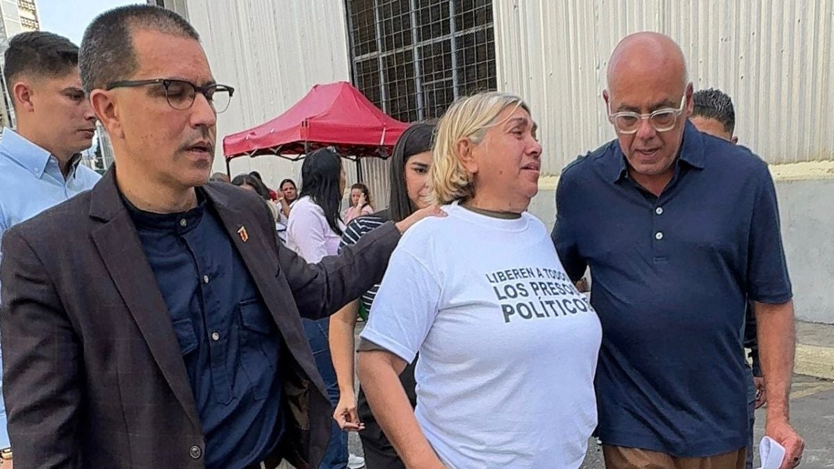 Jorge Rodríguez y Jorge Arreaza (AFP)