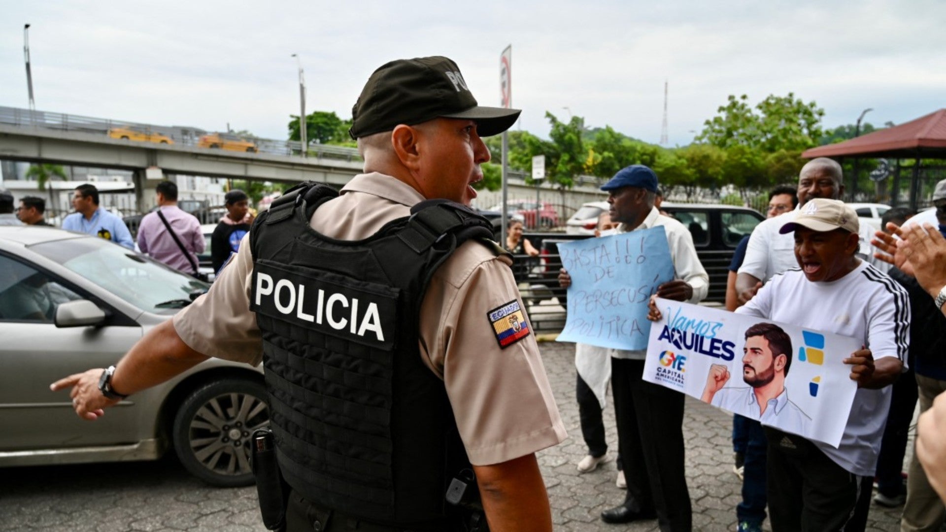 Manifestación tras captura del alcalde de Guayquil, Aquiles Álvarez. (AFP)
