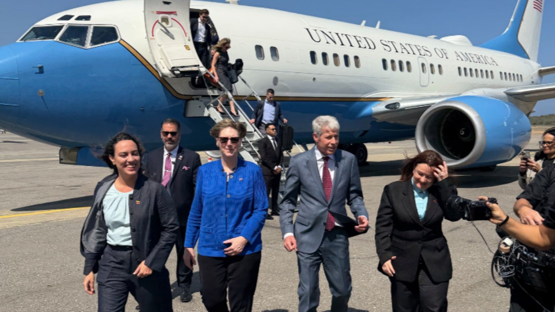 El secretario de Energía de EE. UU., Chris Wright, llegó a Caracas. (Cuenta oficial de la Oficina Externa de los EE. UU. para Venezuela)