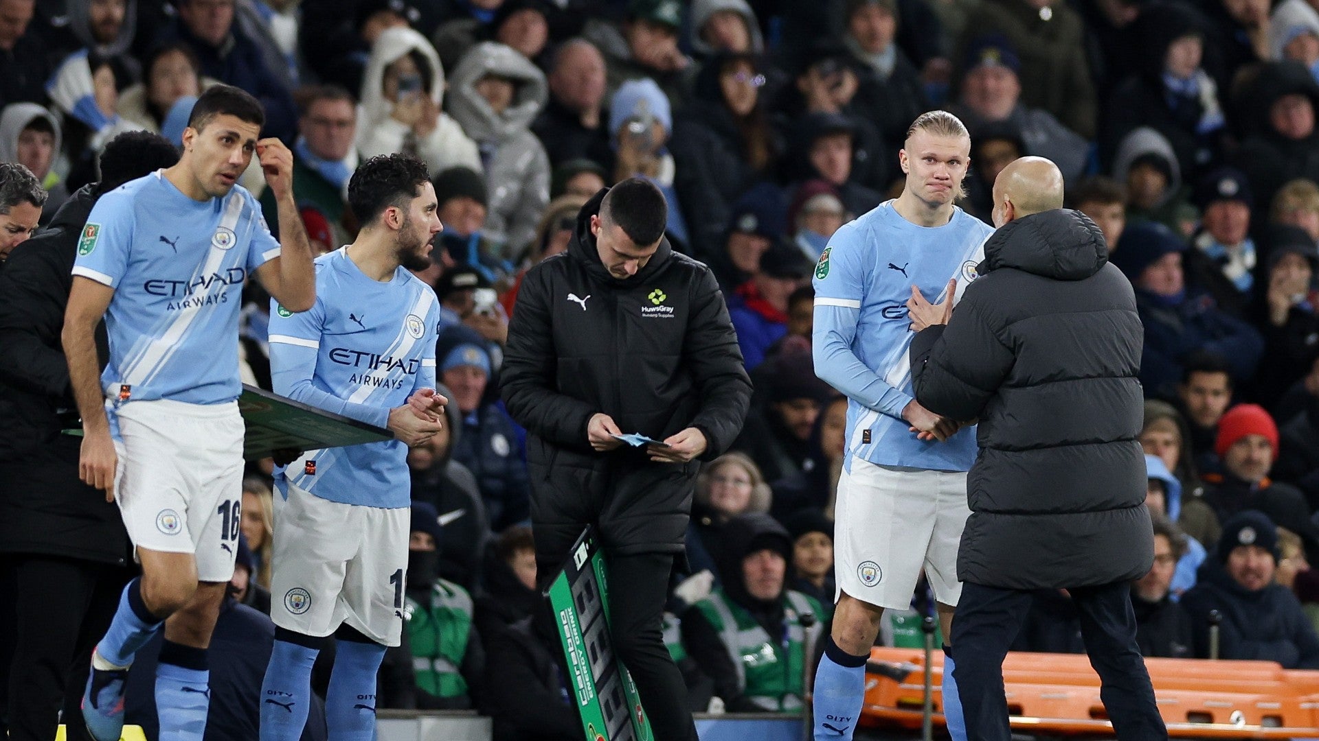 Jugadores del Manchester City Rodri, Rayan Cherki y Erling Haaland | Foto: EFE