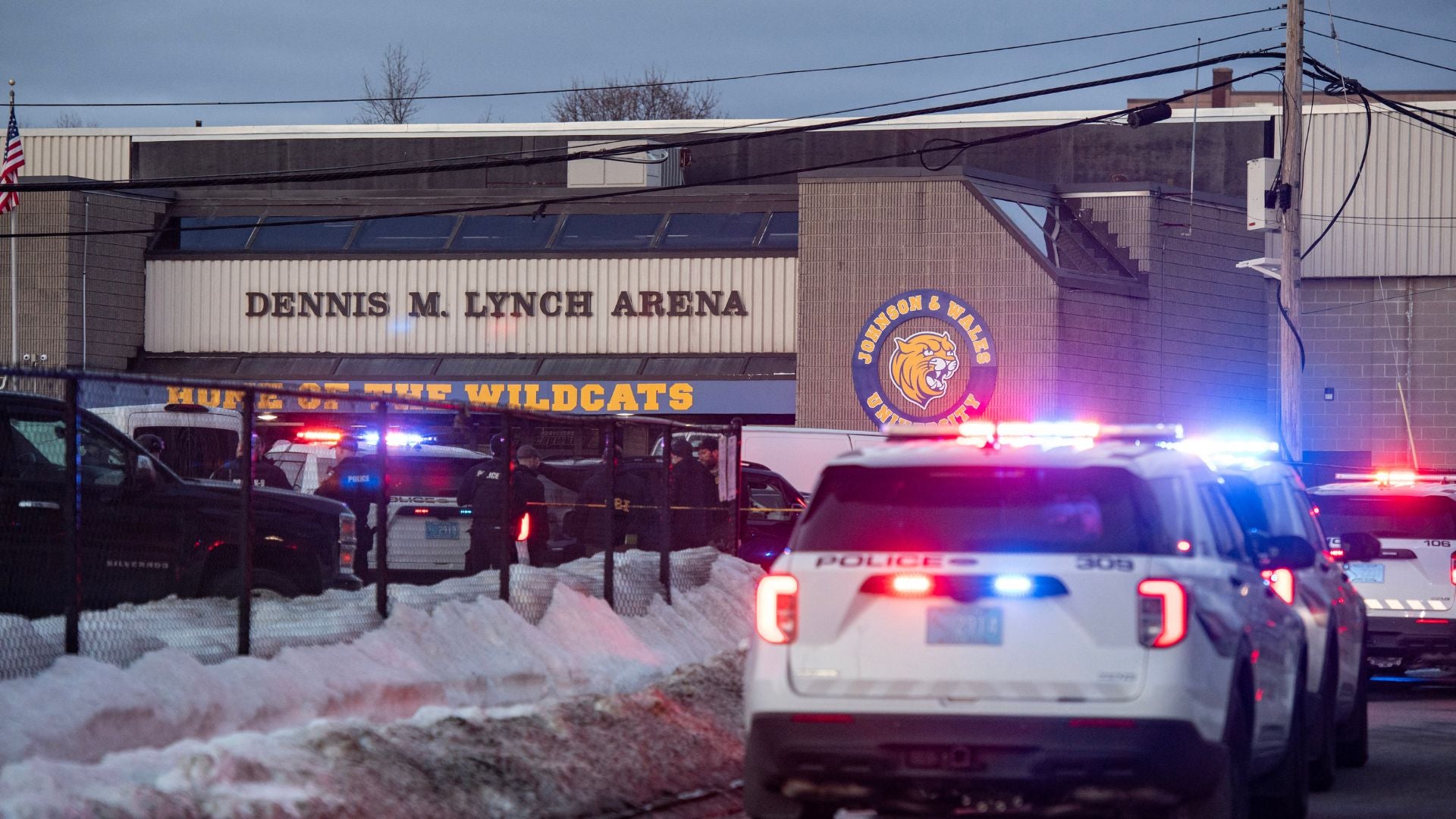 Tiroteo en pista de hielo de Rhode Island en EE. UU. deja 3 muertos, incluido el sospechoso - AFP