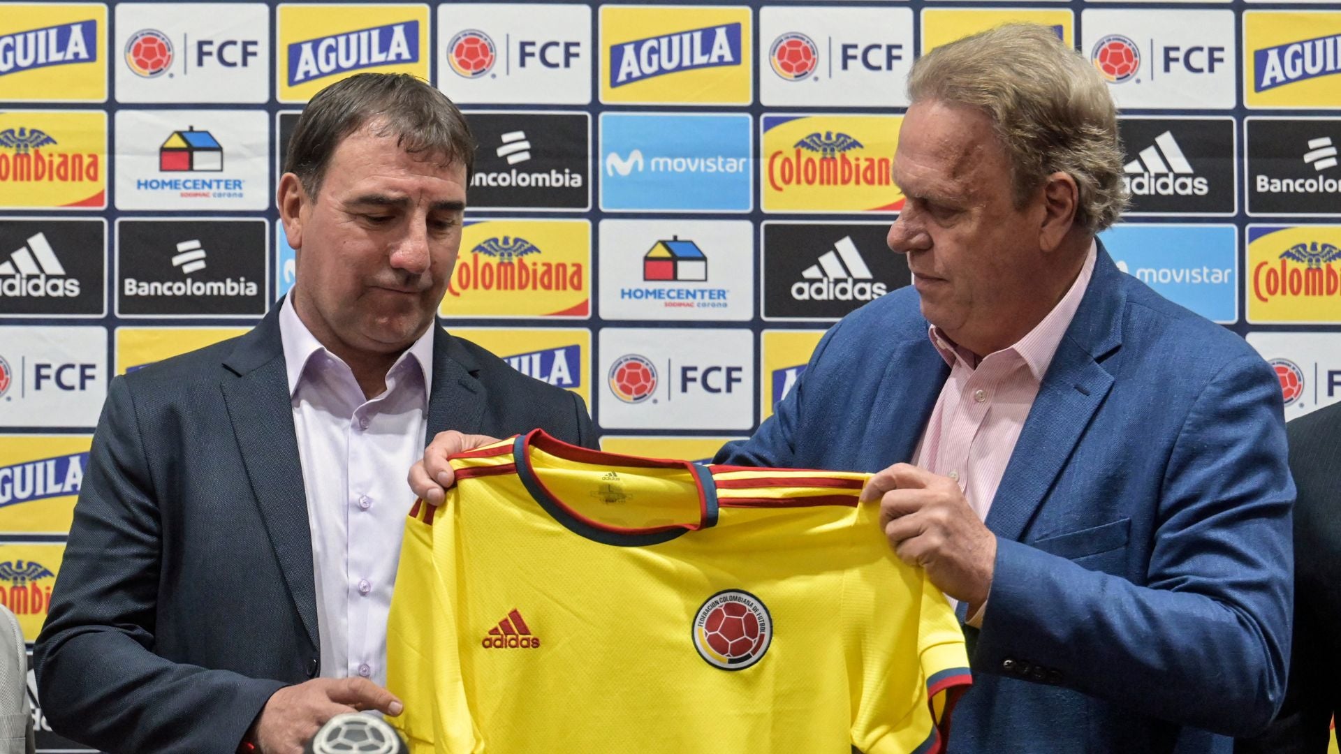 Néstor Lorenzo y Ramón Jesurún - Foto: AFP