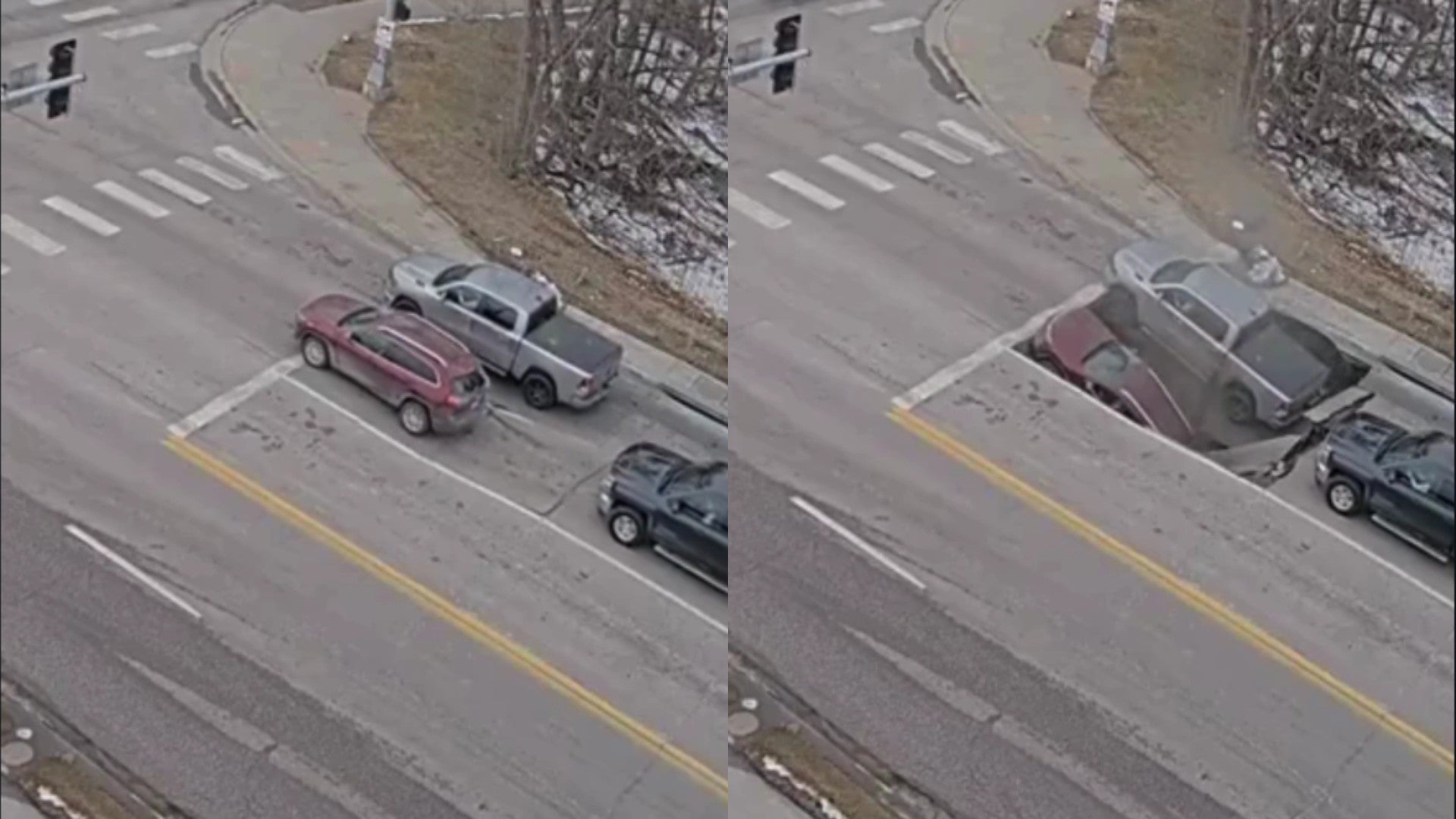 Dos carros son tragados por la tierra que se abrió de momento / FOTO: Captura de pantalla