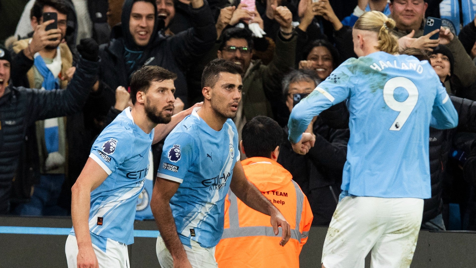 Jugadores del Manchester City: Ruben Díaz, Rodri y Erling Haaland | Foto: EFE