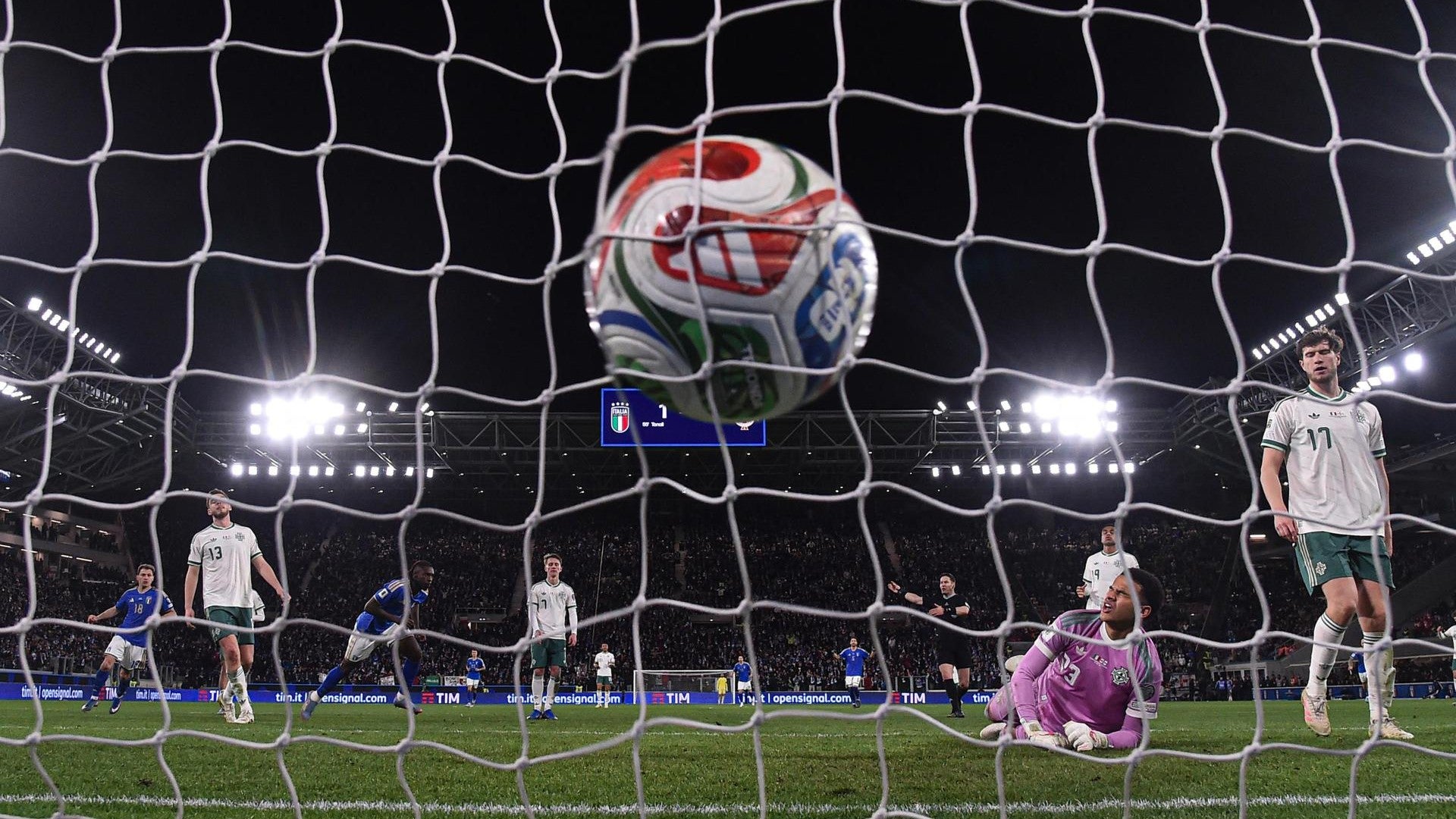 italia ante Irlanda del Norte en las Eliminatorias Europeas al Mundial 2026 - Foto: EFE