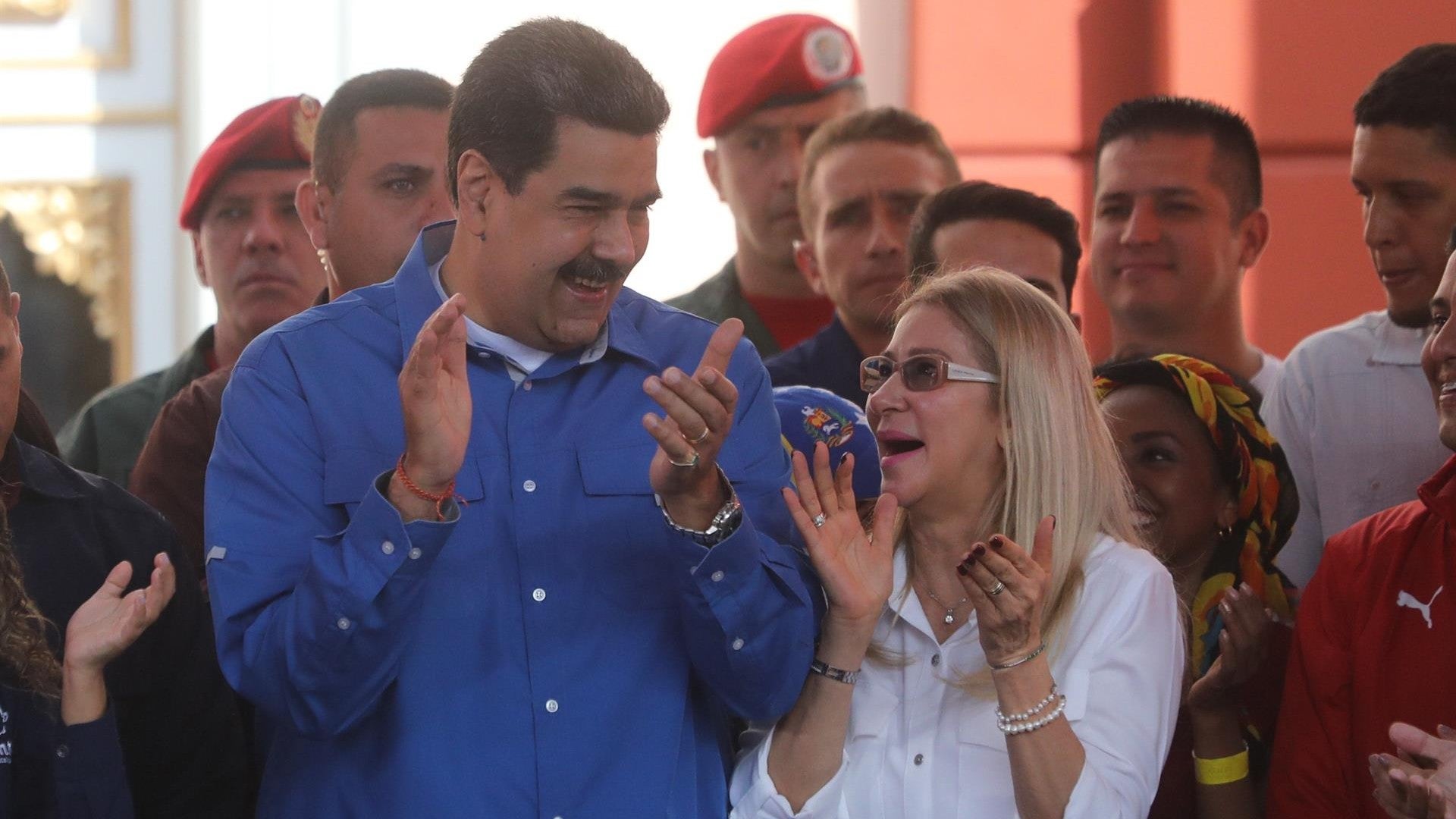 Nicolás Maduro junto a Cilia Flores - Foto: EFE
