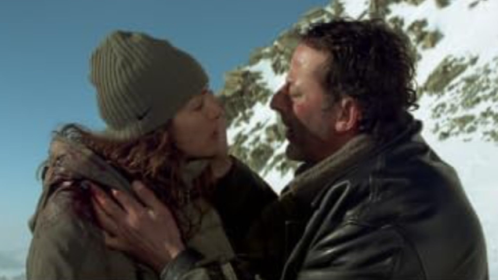 Jean Reno y Nadia Farès en 'Los Ríos de Color Púrpura' / FOTO: Captura de pantalla