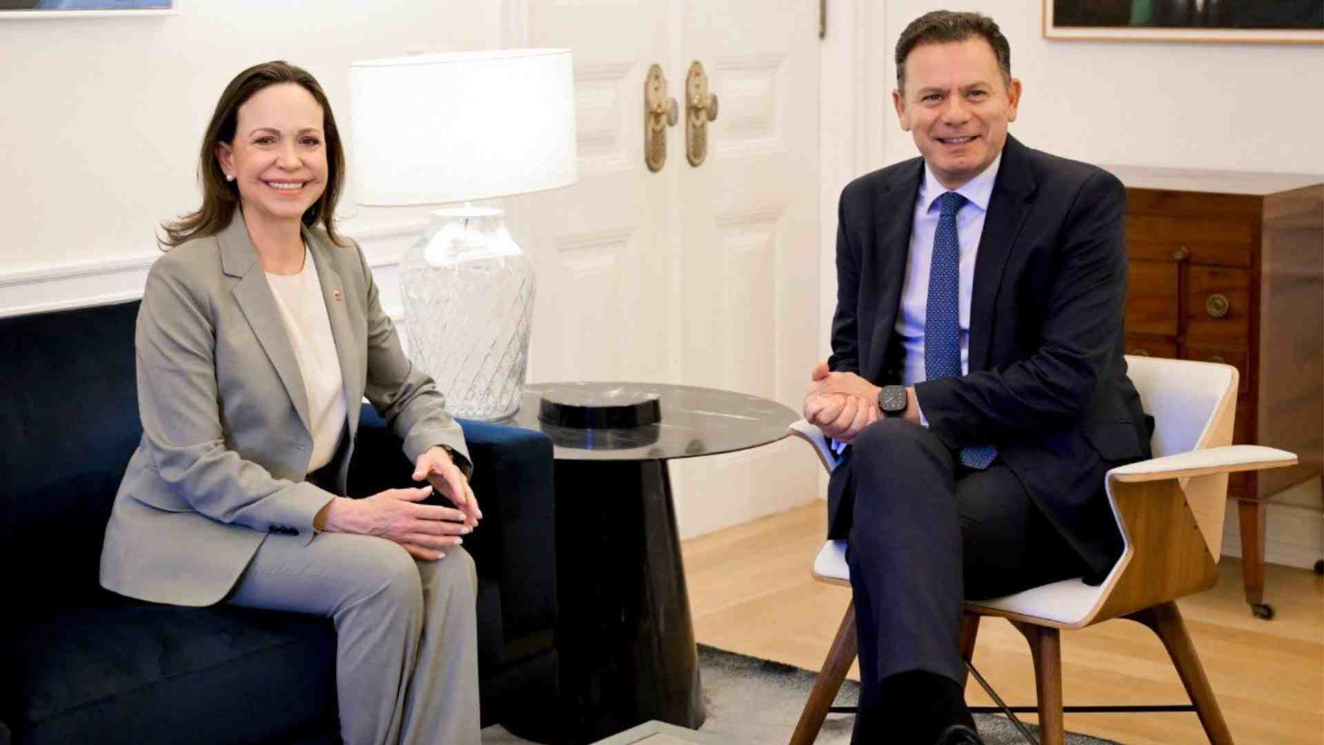 María Corina Machado y Luis Montenegro - Foto por Gobierno de Portugal