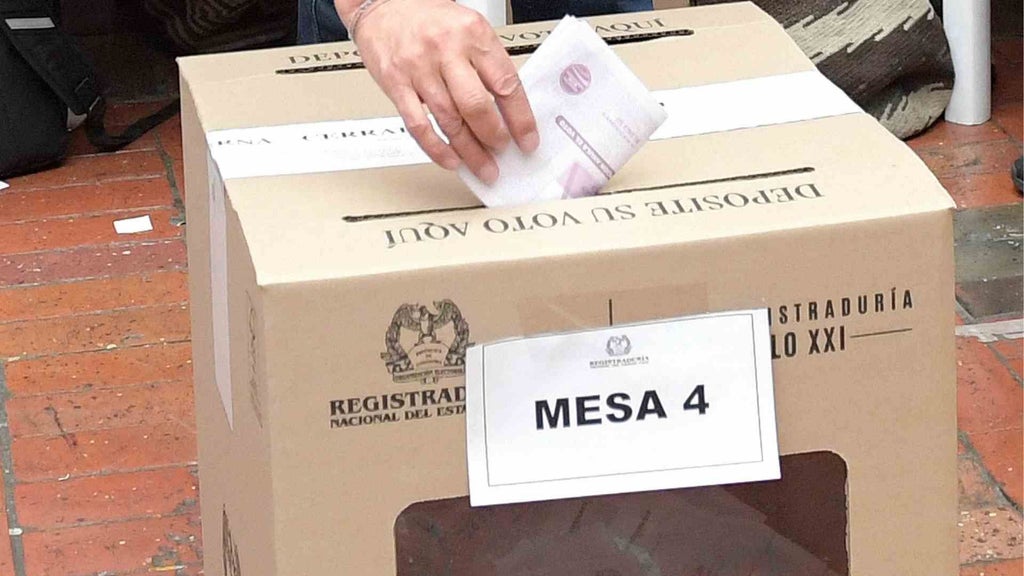 Senador de EE. UU. Bernie Moreno será observador en elecciones presidenciales de Colombia