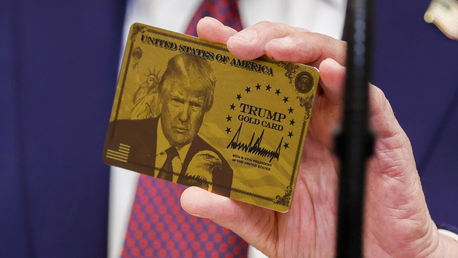 Gold Card, lanzada por Donald Trump - Foto: EFE