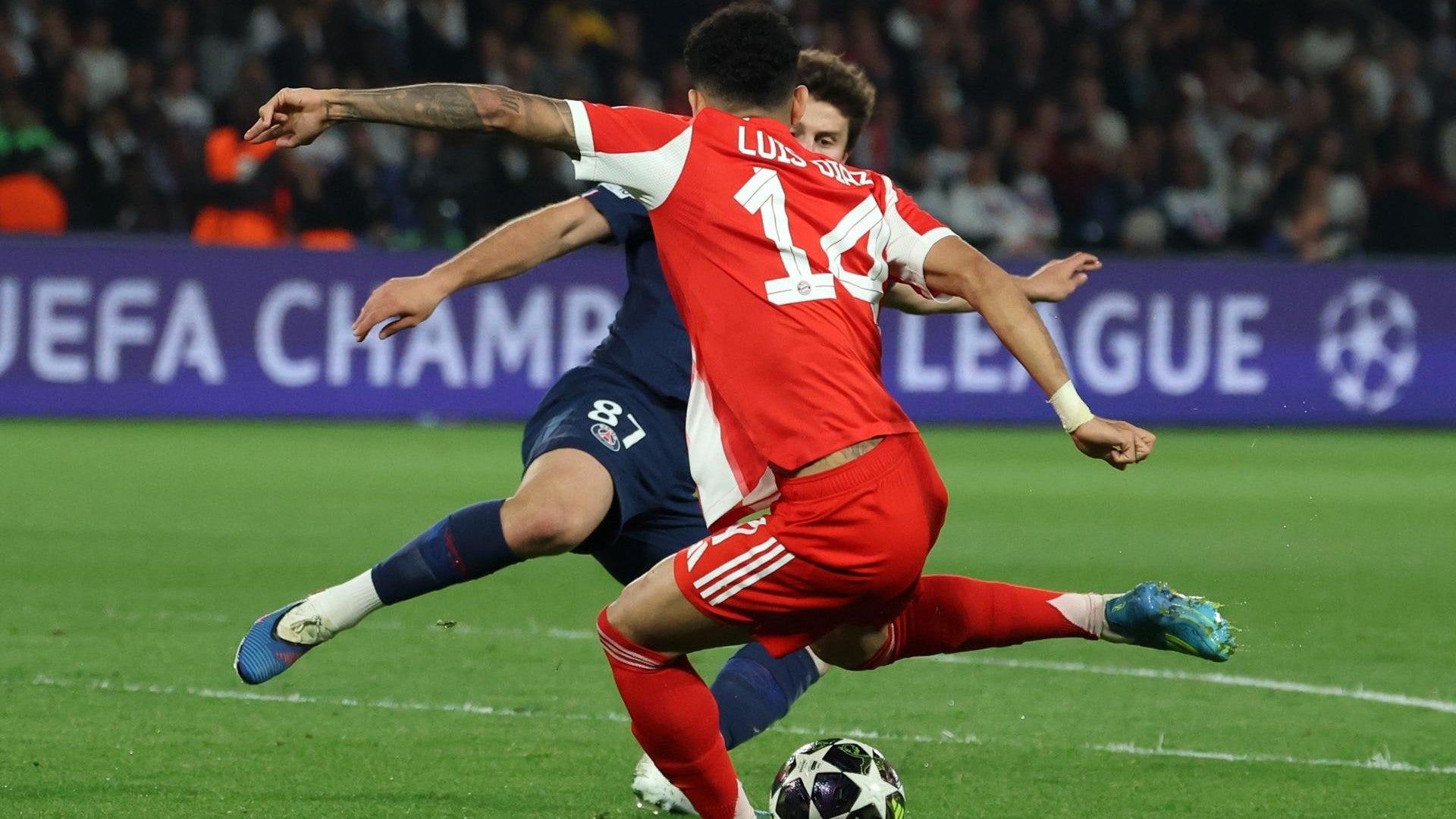 Luis Díaz en Bayern Munich vs PSG / FOTO: EFE