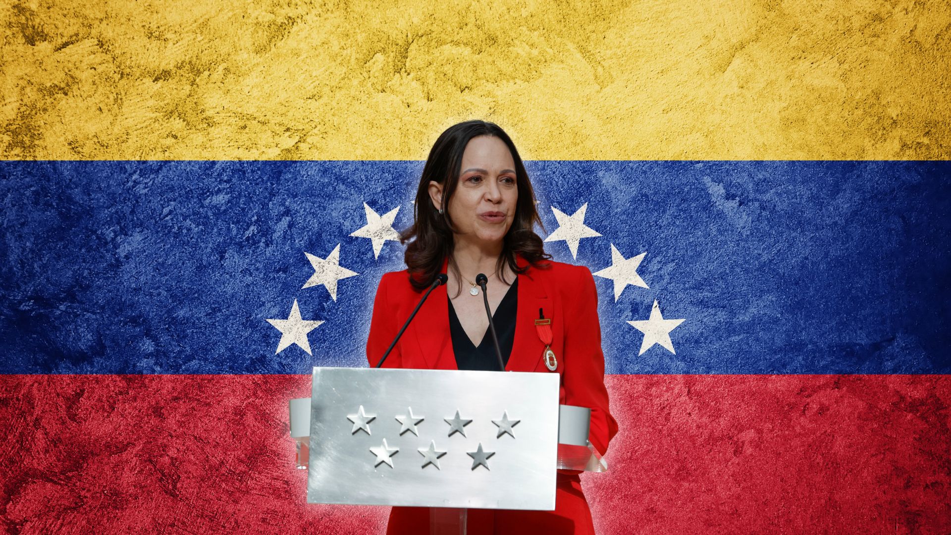 María Corina Machado, Premio Nobel de la Paz, pronuncia unas palabras tras recibir la Medalla de Oro de la Comunidad de Madrid-Foto: EFE/Canva