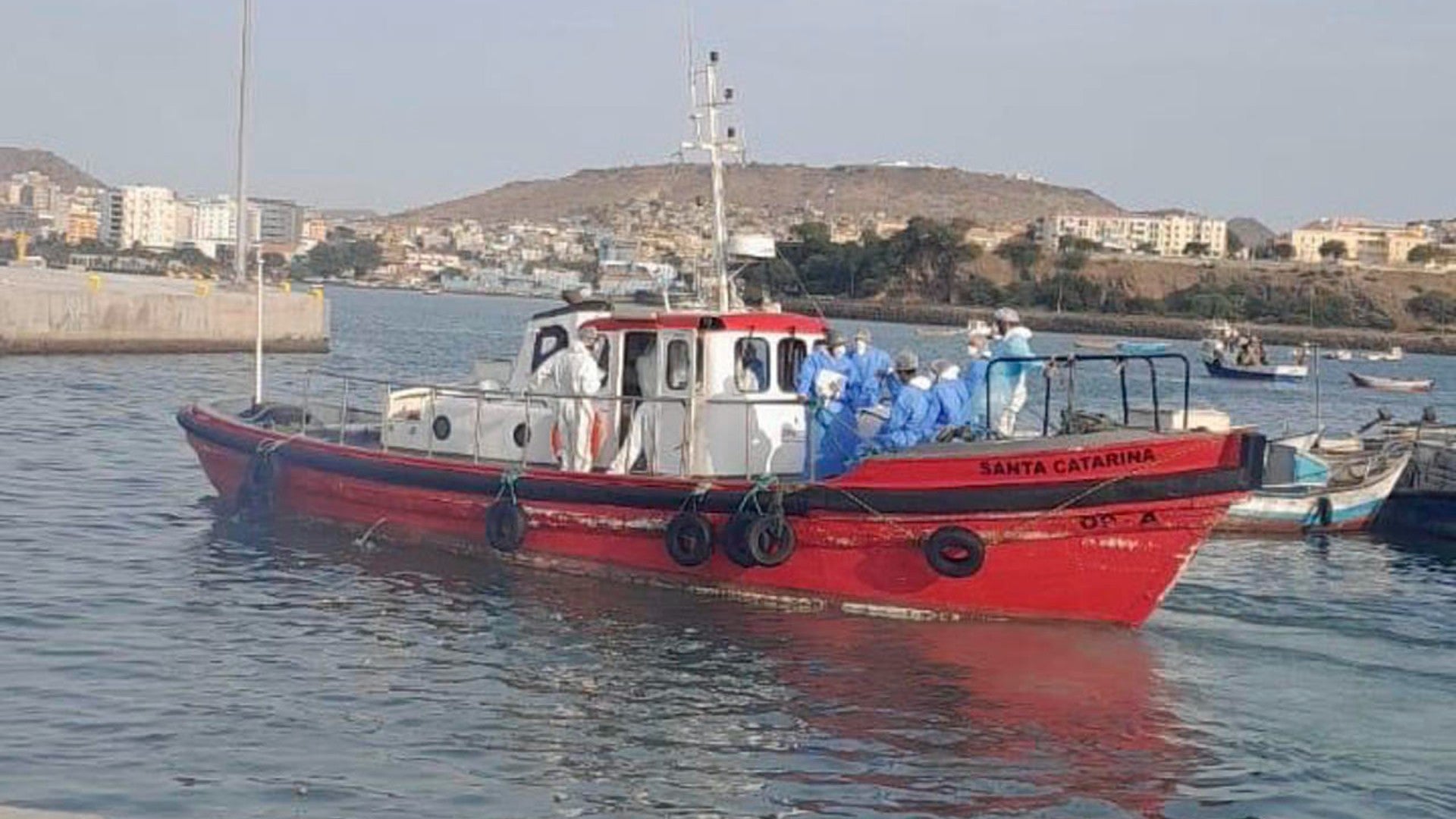 Pacientes evacuados por hantavirus en crucero por el Atlántico - Foto: EFE